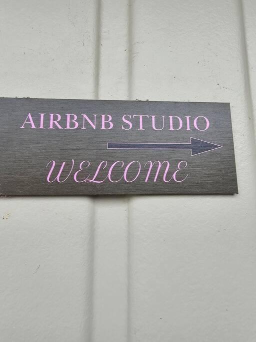 Chic Private Studio 5 Mins From Airport And Shops Christchurch Dış mekan fotoğraf